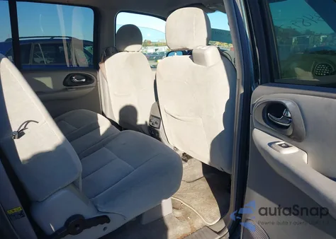 2005 Chevrolet Trailblazer Ext Lt from USA, damaged, VIN 1GNET16S156102415